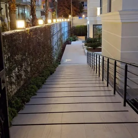 Apartment Stunning Luxury With Pool And Security *
